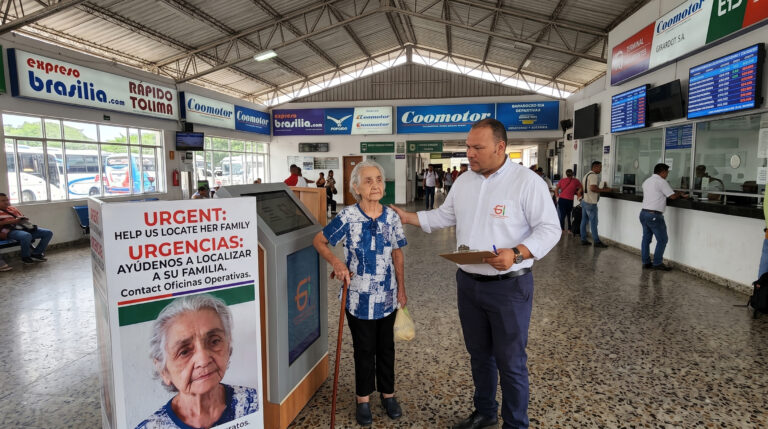 Urgent Search: Elderly Woman Found Lost at Girardot Bus Terminal
